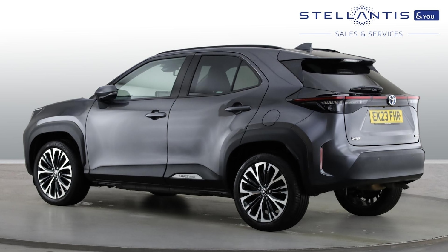 Used Toyota Yaris Cross 2023 for sale - 77098806: Photo 4