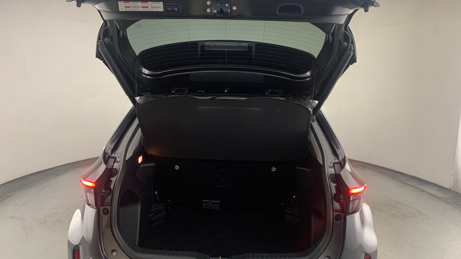 Used Toyota Yaris Cross 2023 for sale - 77098806: Photo 6