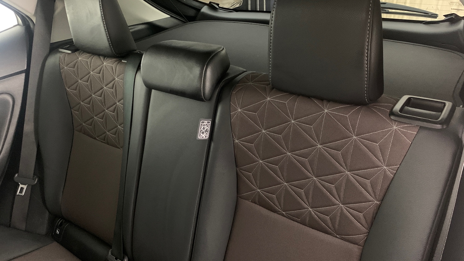 Used Toyota Yaris Cross 2023 for sale - 77098806: Photo 9