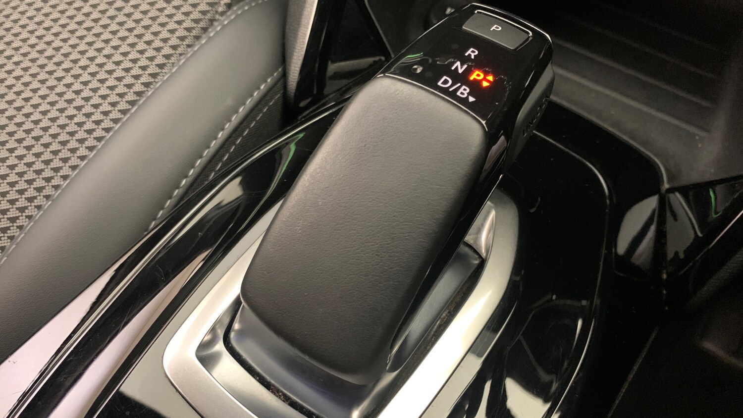 Used Peugeot 208 2022 for sale - 77599568: Photo 30