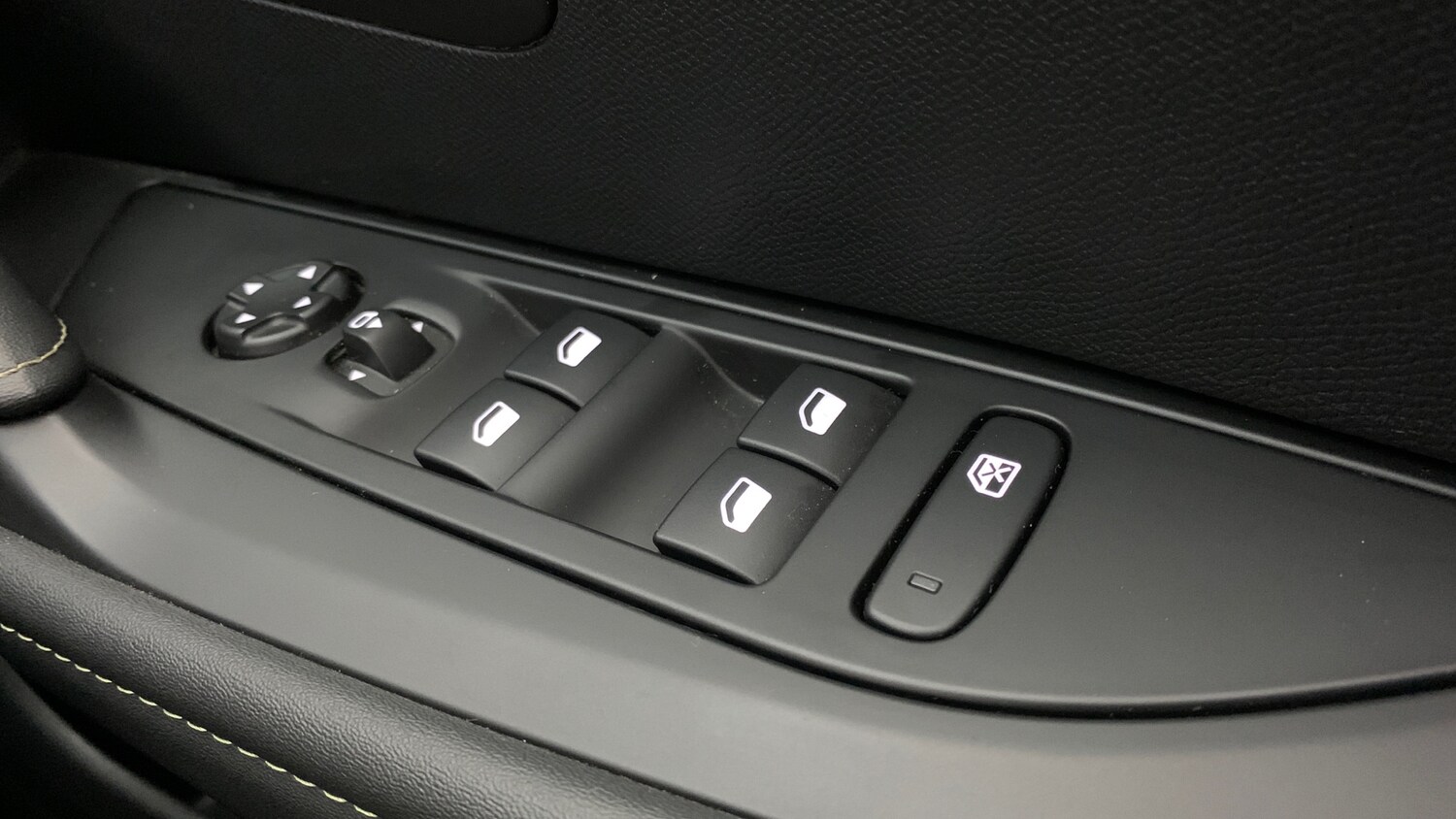 Used Peugeot 208 2022 for sale - 77599568: Photo 34