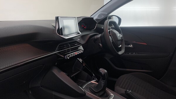 Used Peugeot 208 2023 for sale - 76123595: Photo 2