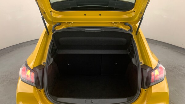 Used Peugeot 208 2023 for sale - 76123595: Photo 5