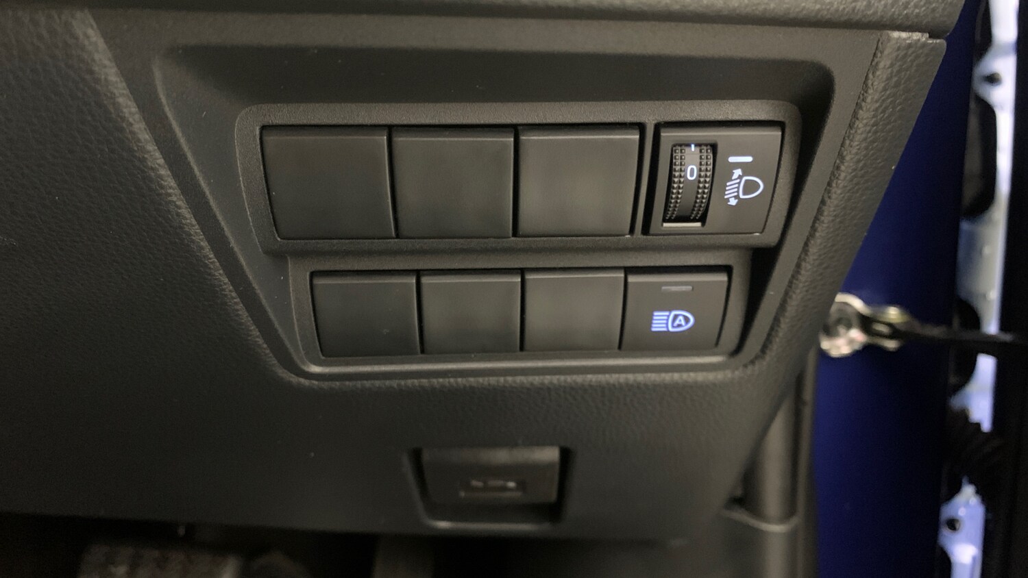 Used Toyota Yaris Cross 2023 for sale - 76123600: Photo 20