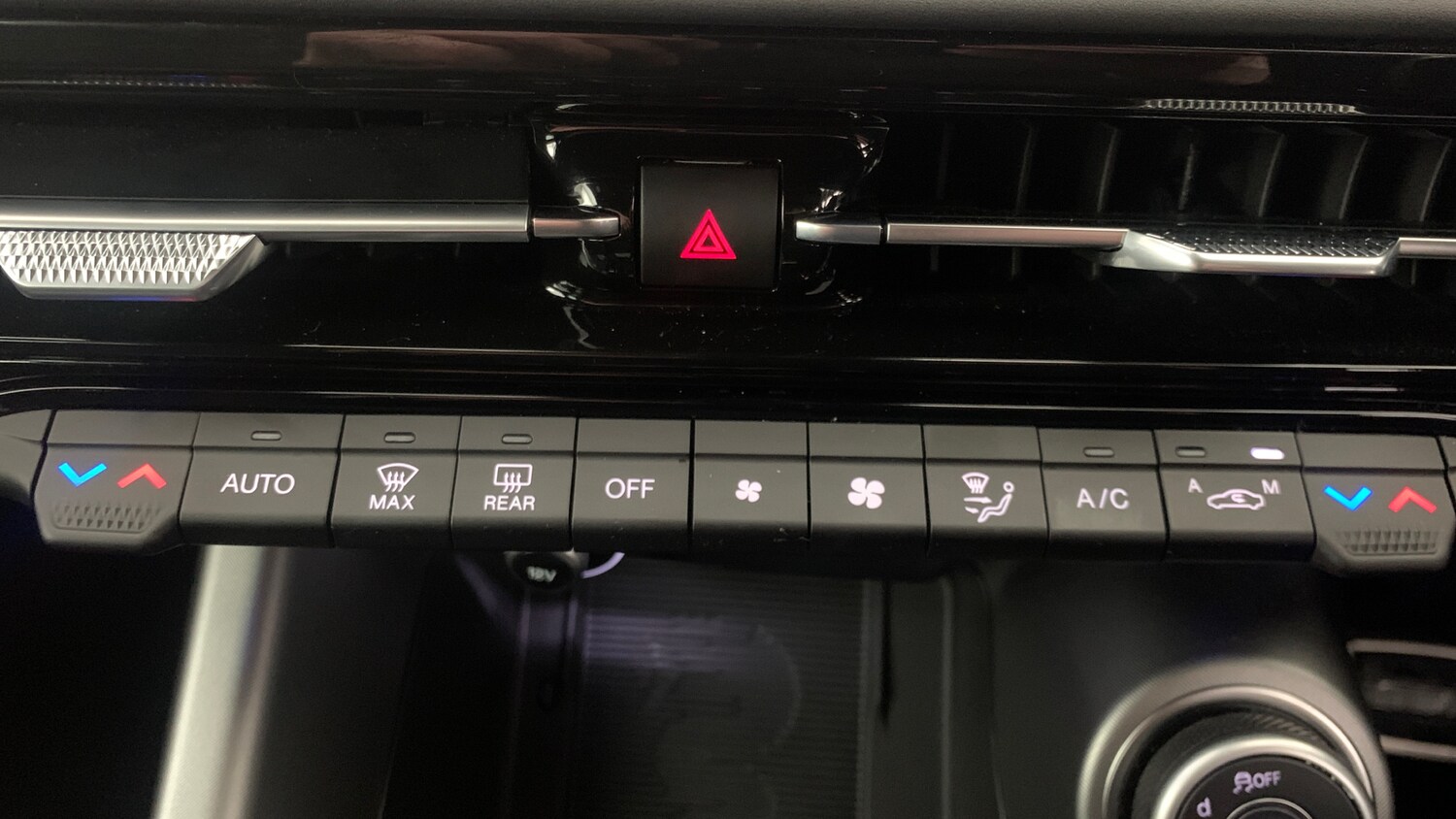 Used Alfa Romeo Tonale 2025 for sale - 77030621: Photo 36