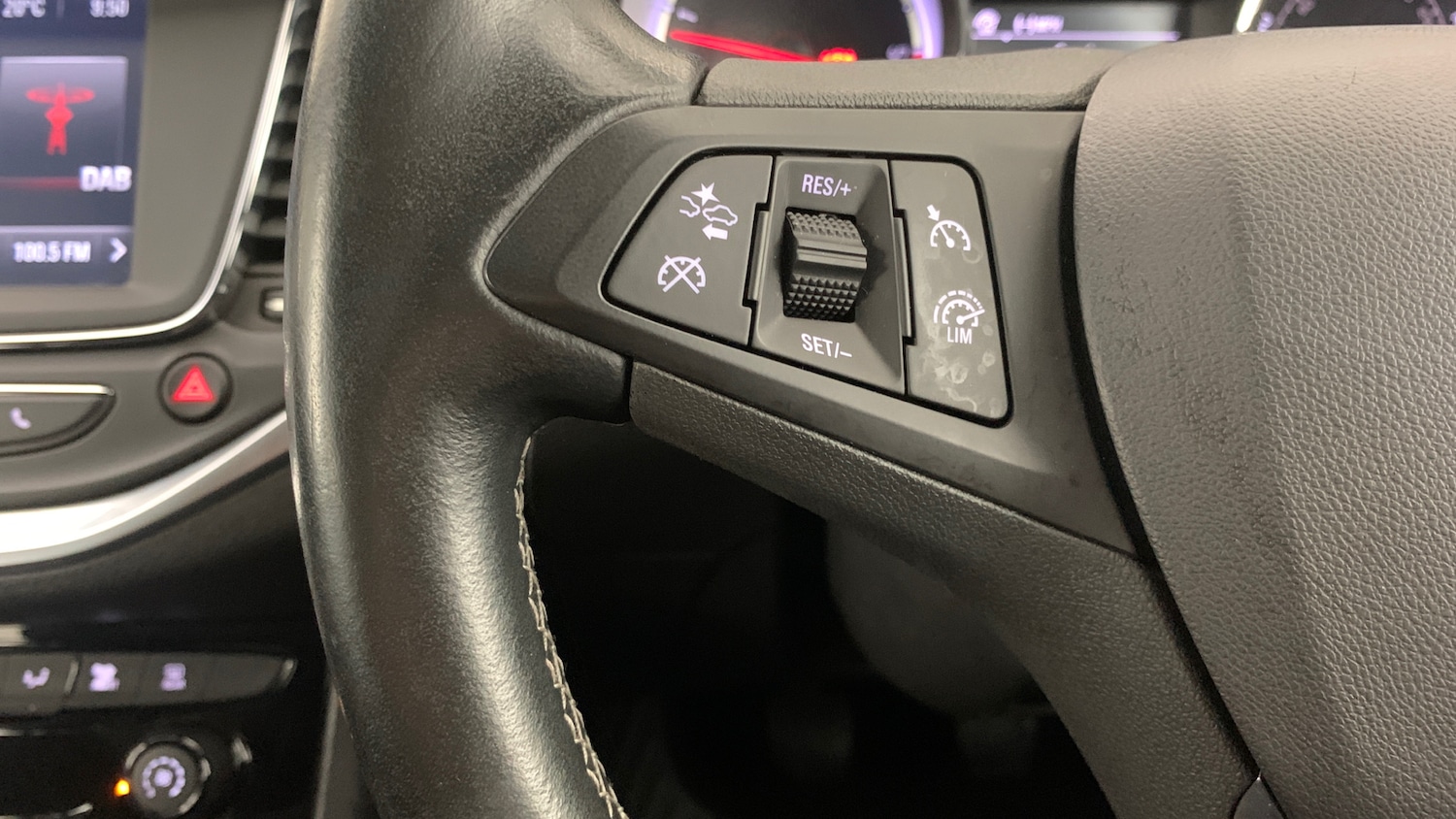 Used Vauxhall Astra 2016 for sale - 76574229: Photo 19