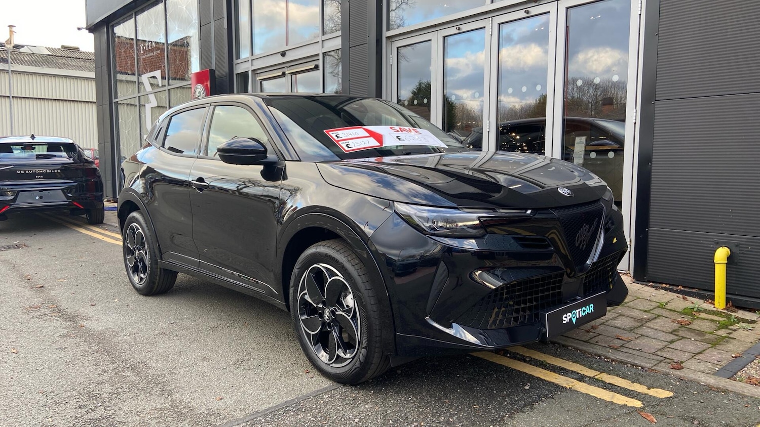 Used Alfa Romeo Junior 2025 for sale - 76574263: Photo 1