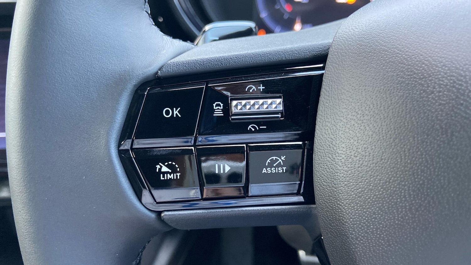 Used Alfa Romeo Junior 2025 for sale - 76574263: Photo 30