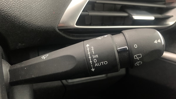 Used Peugeot 3008 2019 for sale - 76139377: Photo 32