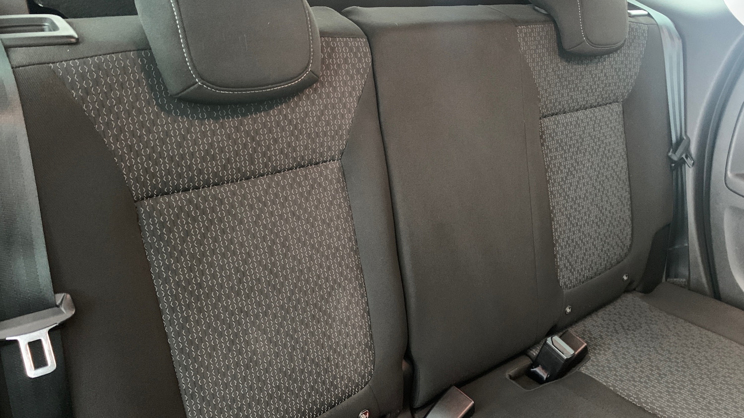 Used Vauxhall Crossland 2021 for sale - 76702979: Photo 8