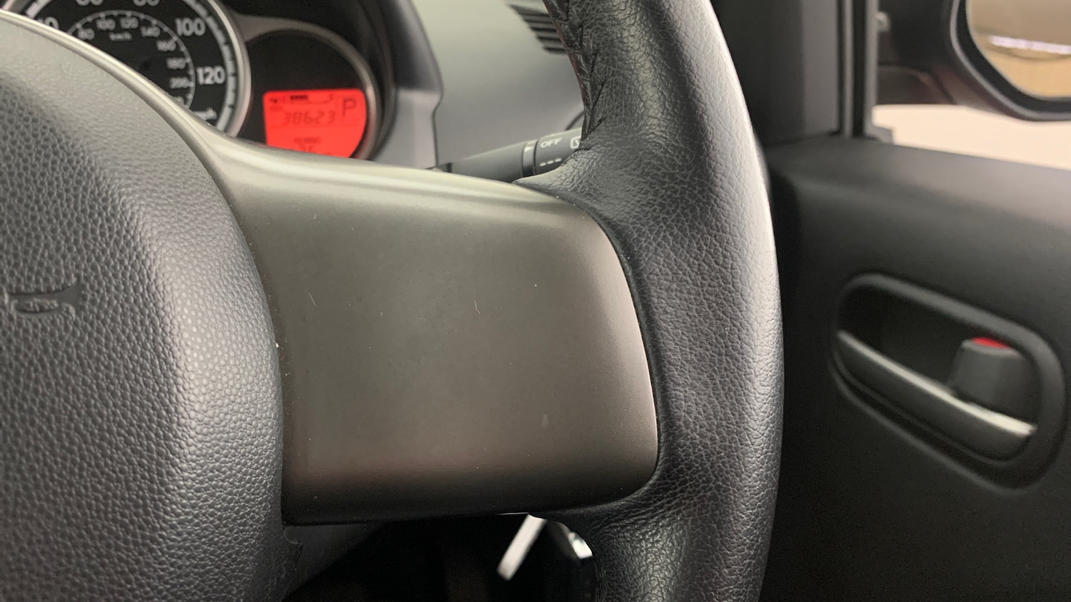 Used Mazda Mazda2 2014 for sale - 76866816: Photo 18