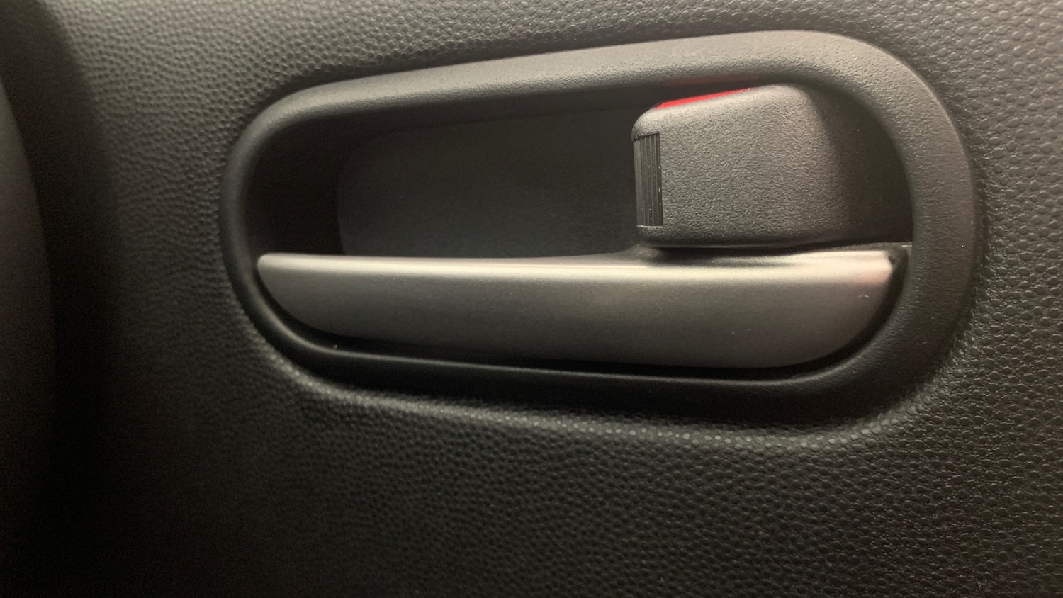 Used Mazda Mazda2 2014 for sale - 76866816: Photo 37