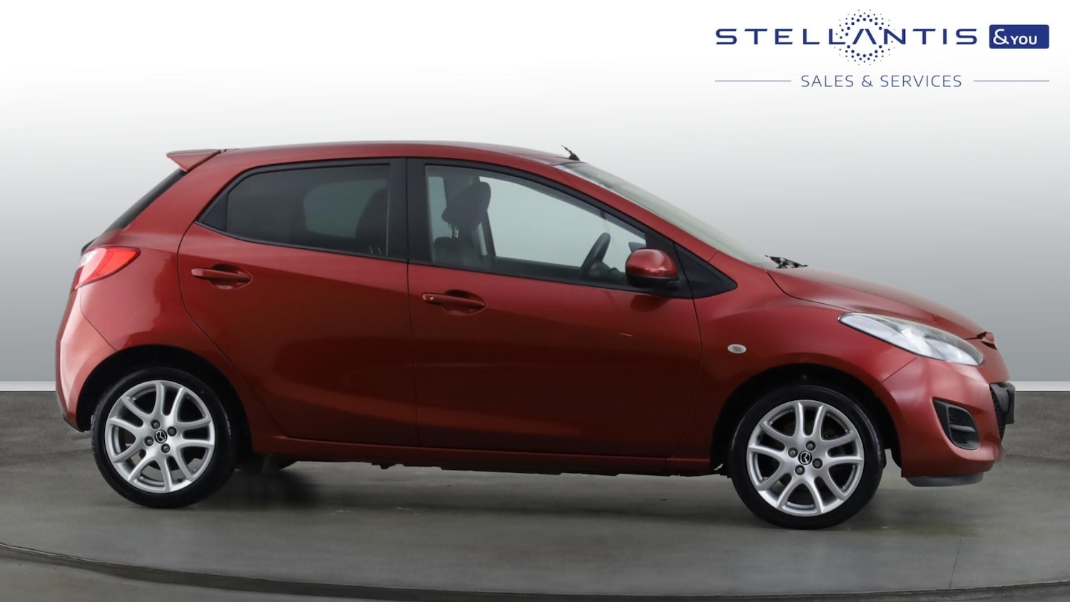 Used Mazda Mazda2 2014 for sale - 76866816: Photo 4