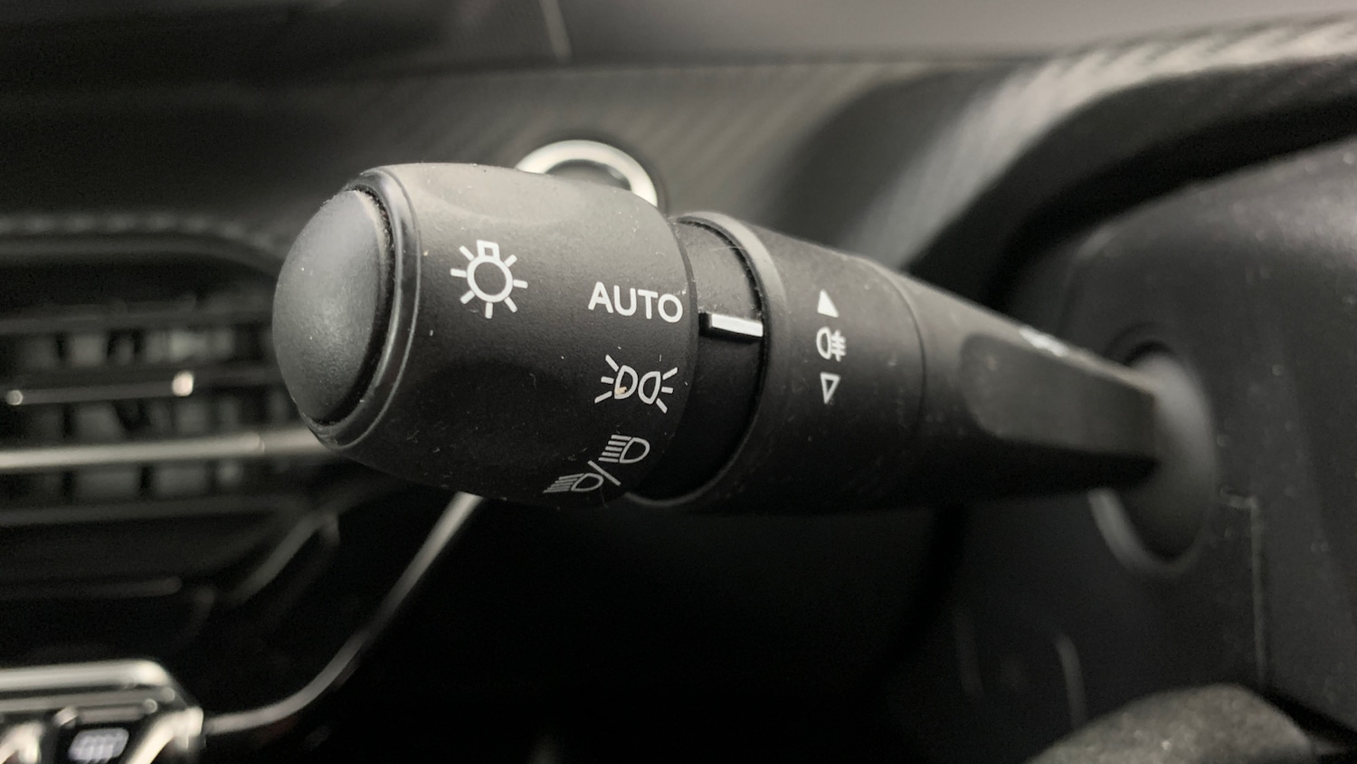 Used Peugeot 208 2023 for sale - 76787633: Photo 39