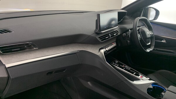 Used Peugeot 5008 2024 for sale - 75671385: Photo 2