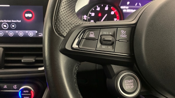 Used Alfa Romeo Giulia 2022 for sale - 75647811: Photo 19