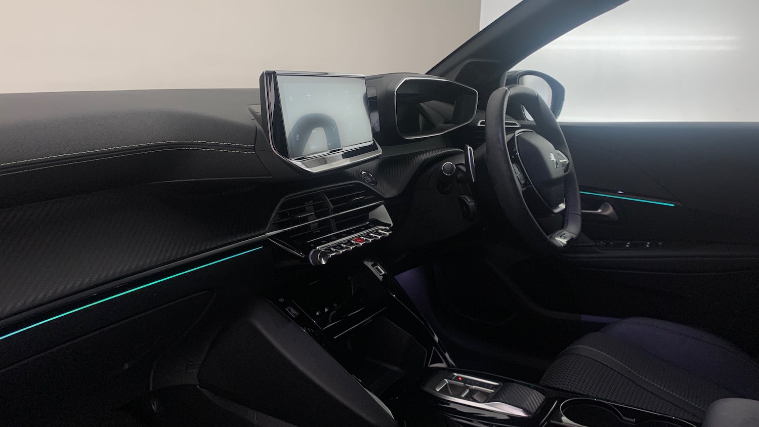 Used Peugeot 208 2023 for sale - 76190383: Photo 2