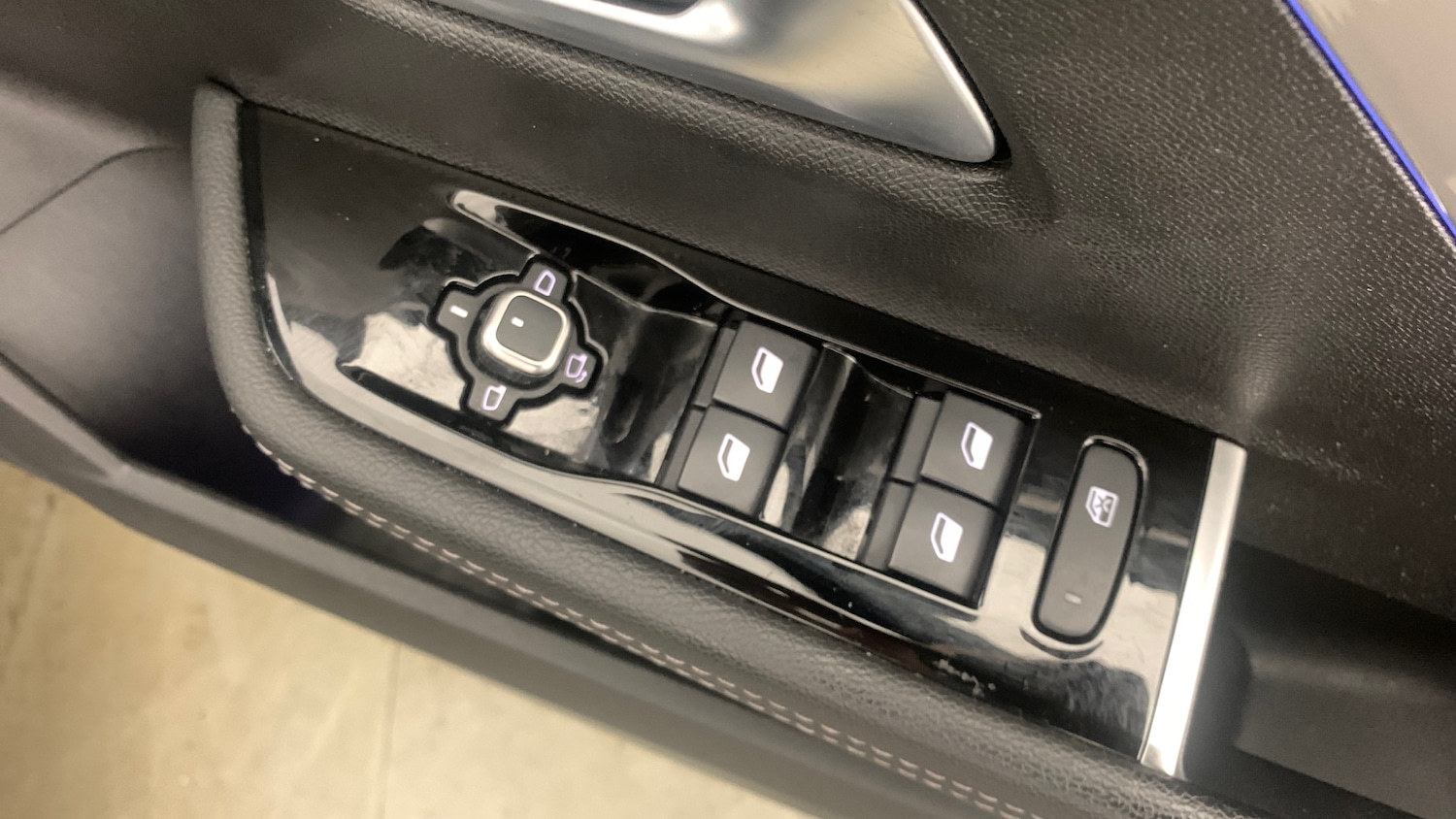 Used Vauxhall Astra 2023 for sale - 77799667: Photo 39