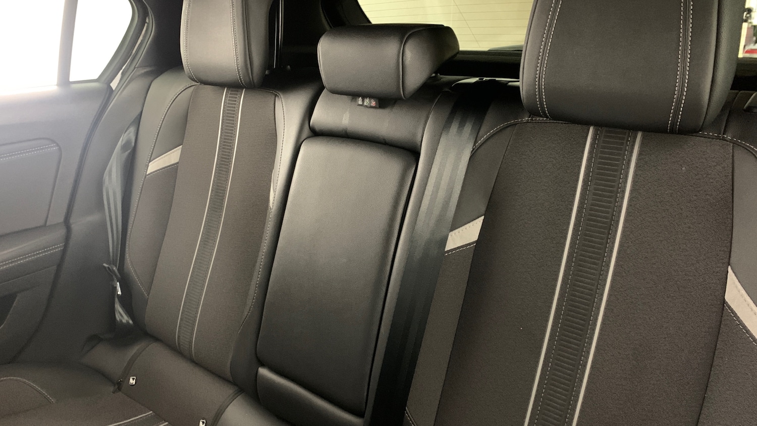 Used Vauxhall Astra 2023 for sale - 77799667: Photo 7