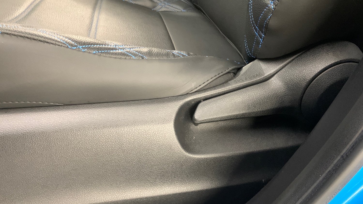 Used Toyota C-HR 2019 for sale - 77659625: Photo 51