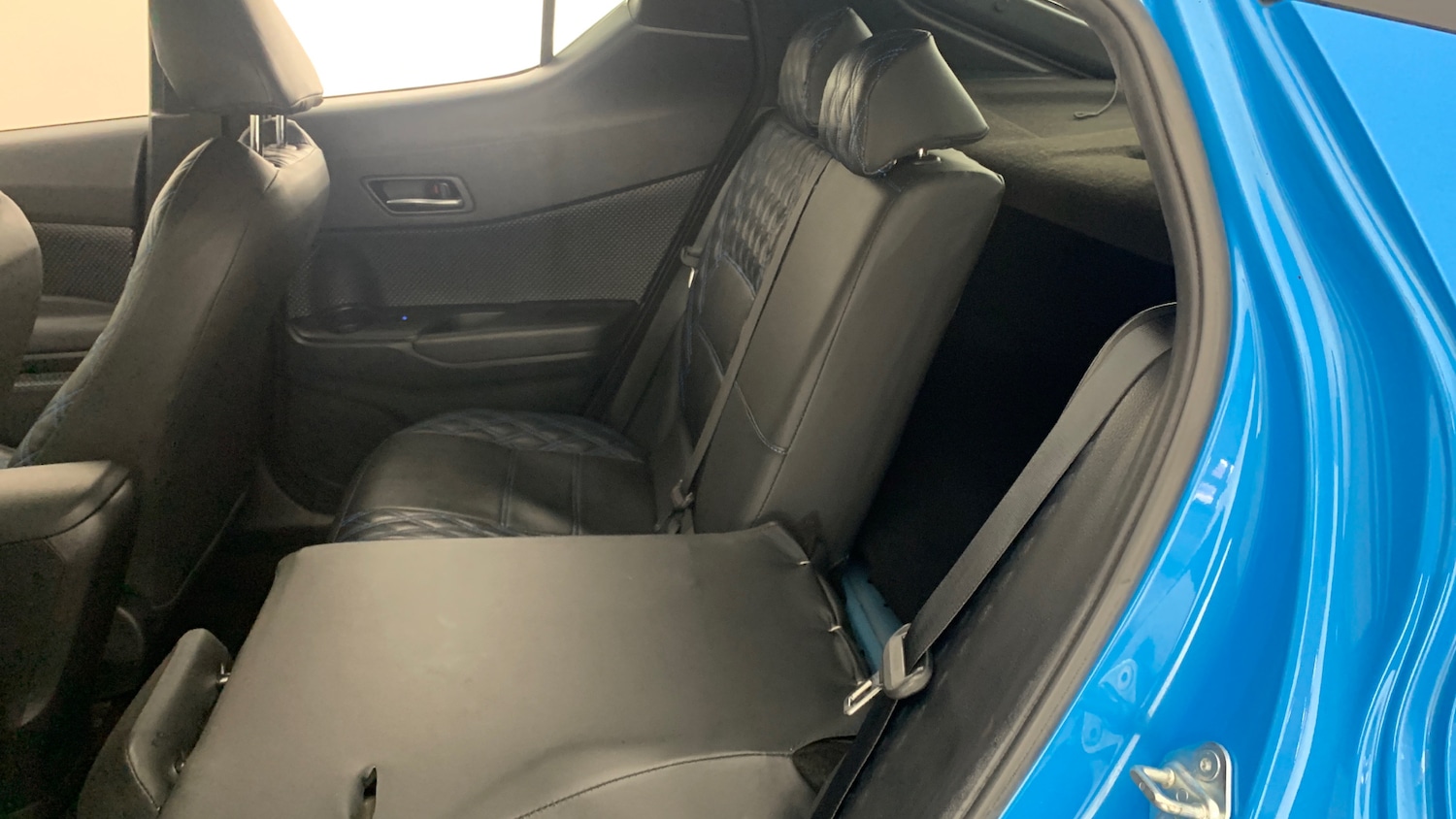 Used Toyota C-HR 2019 for sale - 77659625: Photo 53