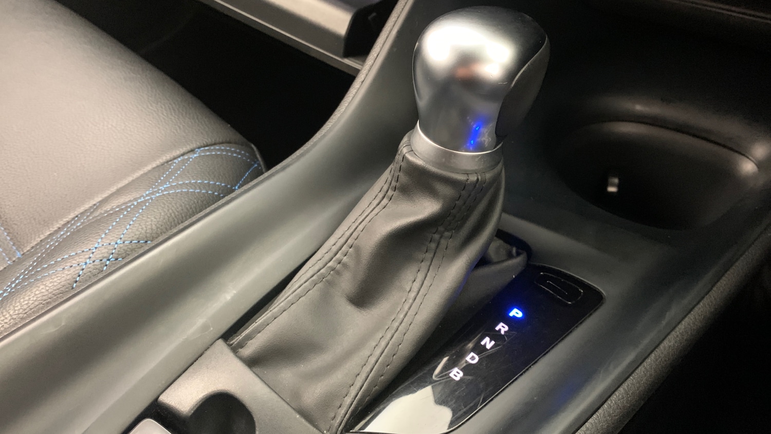 Used Toyota C-HR 2019 for sale - 77659625: Photo 58