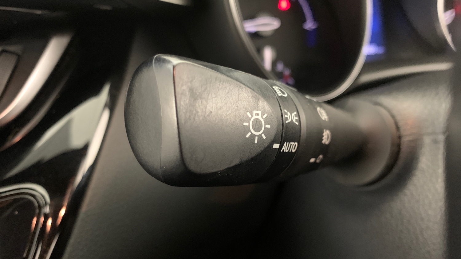 Used Toyota C-HR 2019 for sale - 77659625: Photo 63