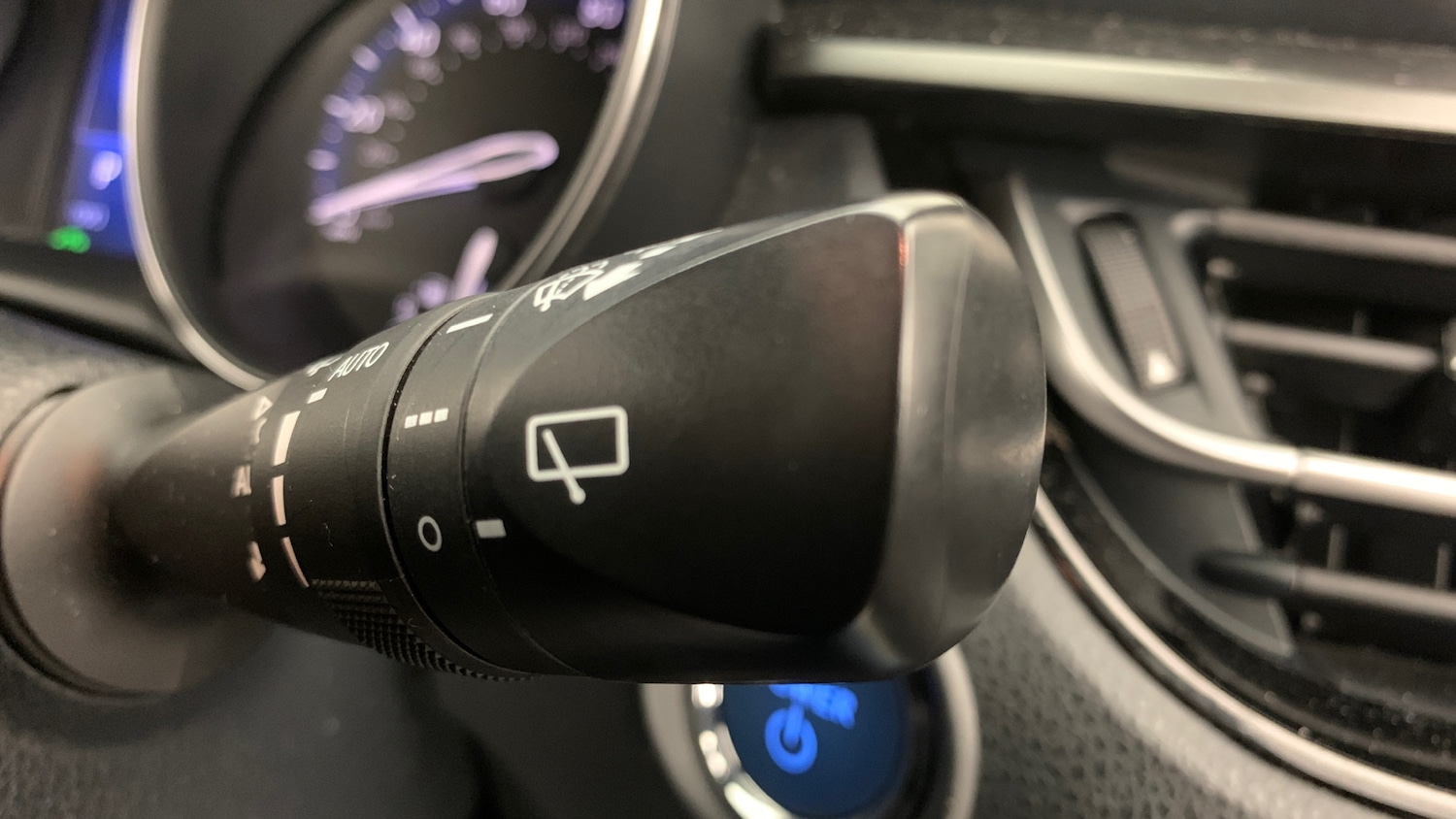 Used Toyota C-HR 2019 for sale - 77659625: Photo 64