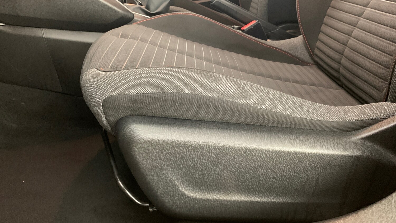 Used Peugeot 208 2023 for sale - 78186309: Photo 45