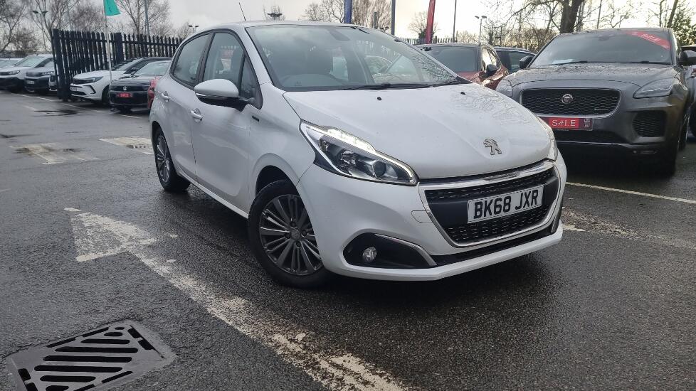 Used Peugeot 208 2018 for sale - 77346179: Photo 1
