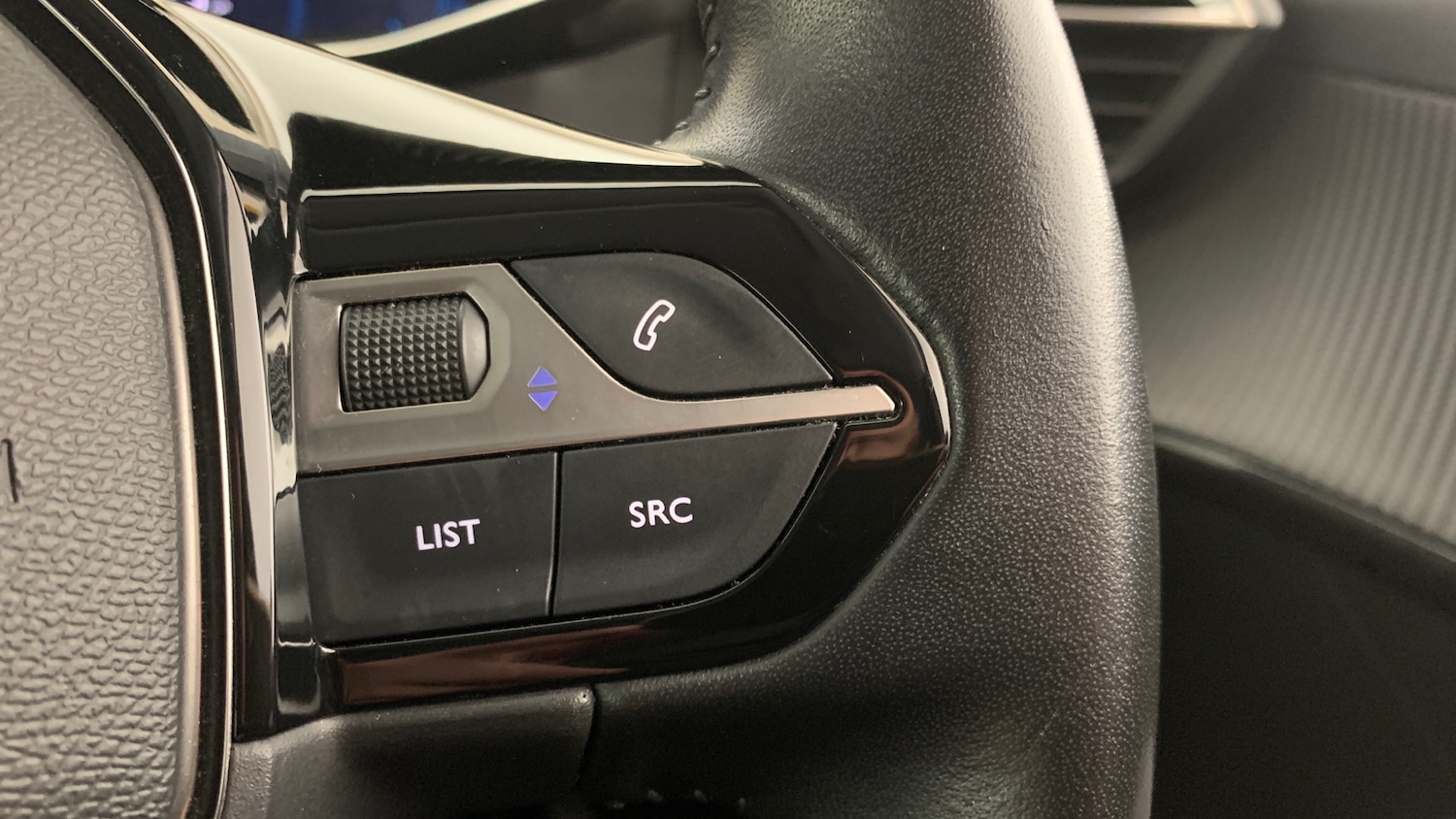 Used Peugeot 208 2020 for sale - 76937159: Photo 18