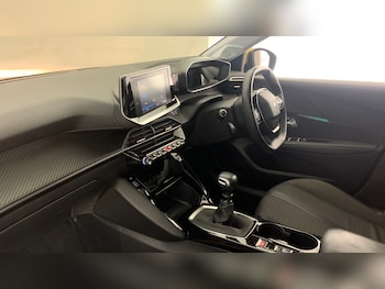 Used Peugeot 208 2020 for sale - 76937159: Photo