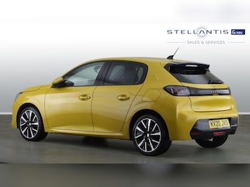 Used Peugeot 208 2020 for sale - 76937159: Photo