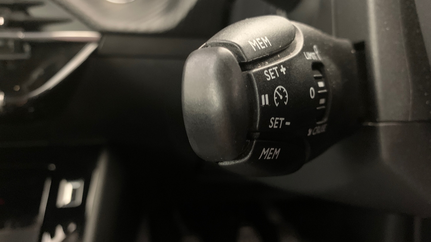 Used Peugeot 208 2020 for sale - 76937159: Photo 40