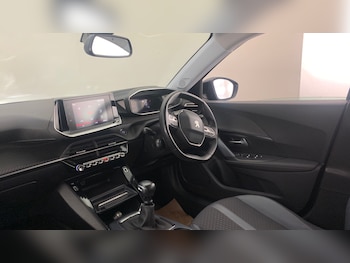 Used Peugeot 2008 2020 for sale - 77706042: Photo