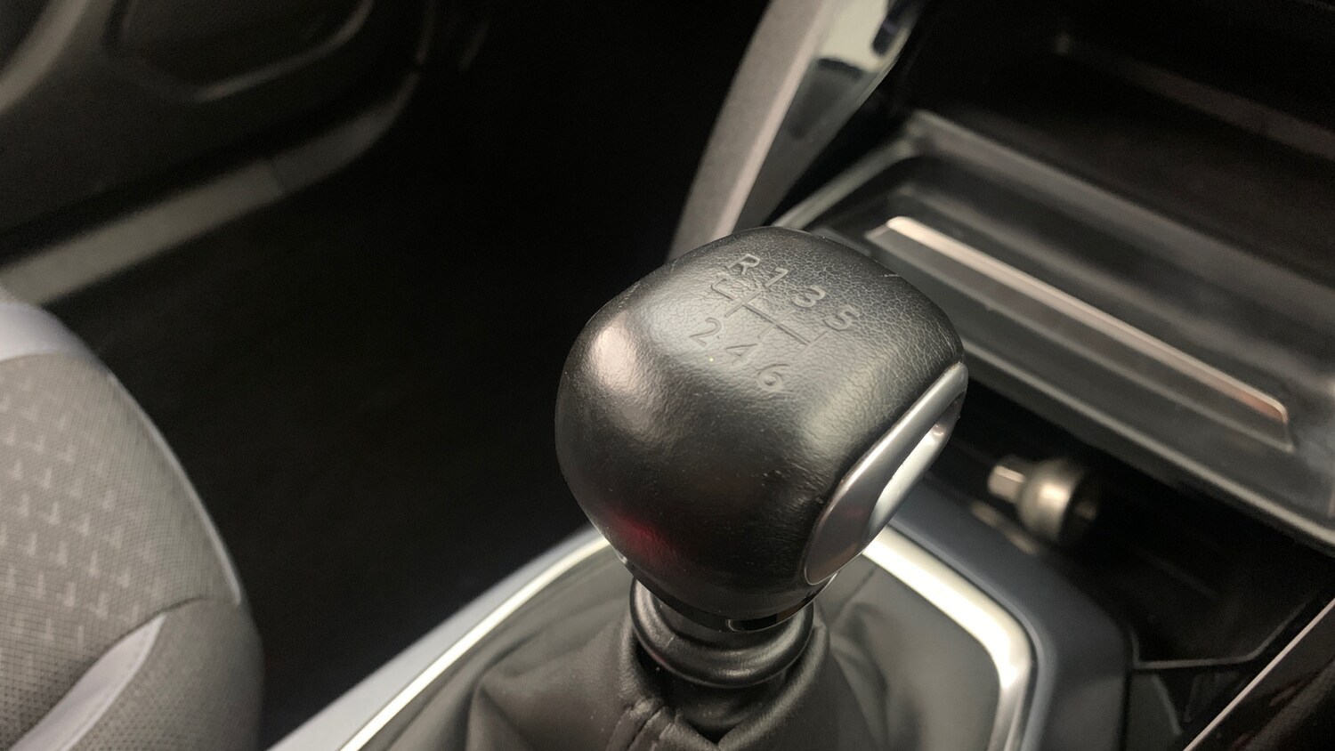 Used Peugeot 2008 2020 for sale - 77706042: Photo 35