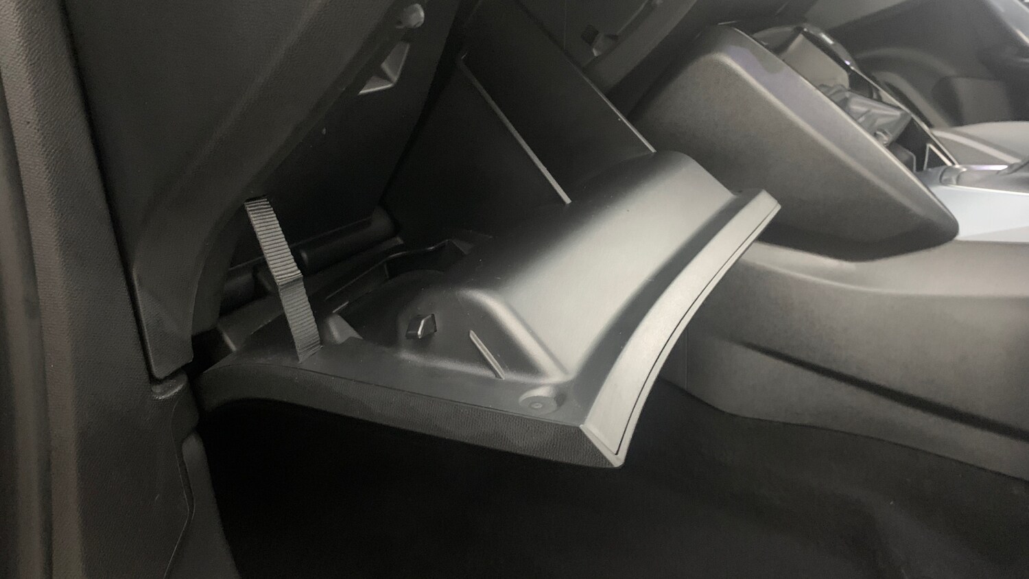 Used Peugeot 2008 2020 for sale - 77706042: Photo 43