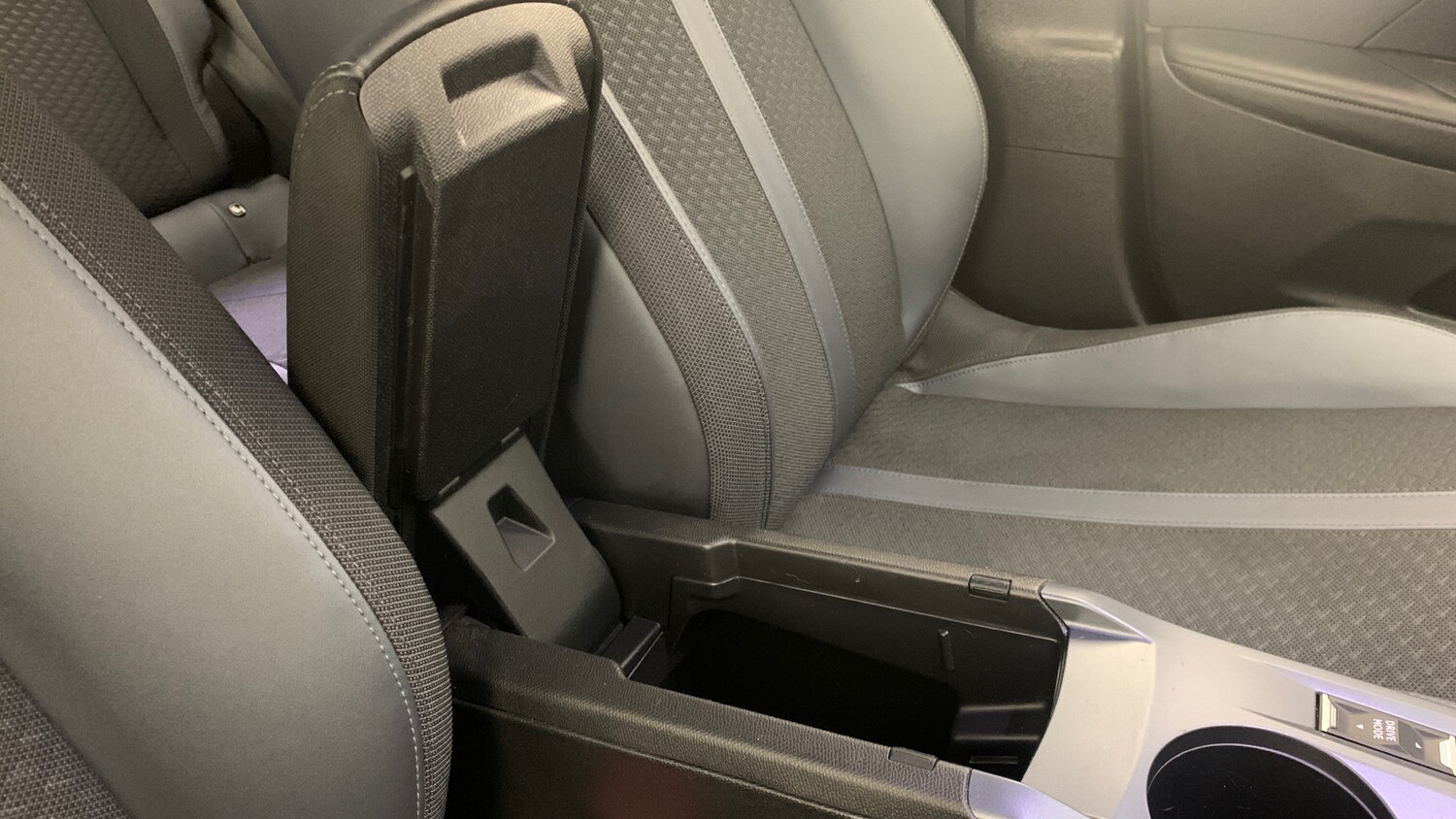 Used Peugeot 2008 2020 for sale - 77706042: Photo 48