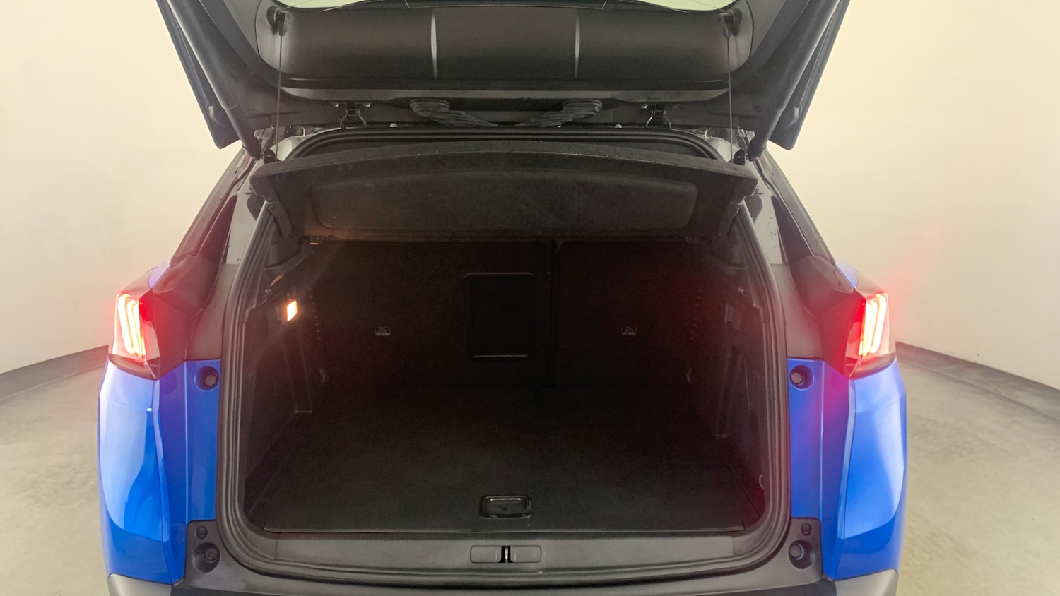 Used Peugeot 3008 2022 for sale - 77840611: Photo 5