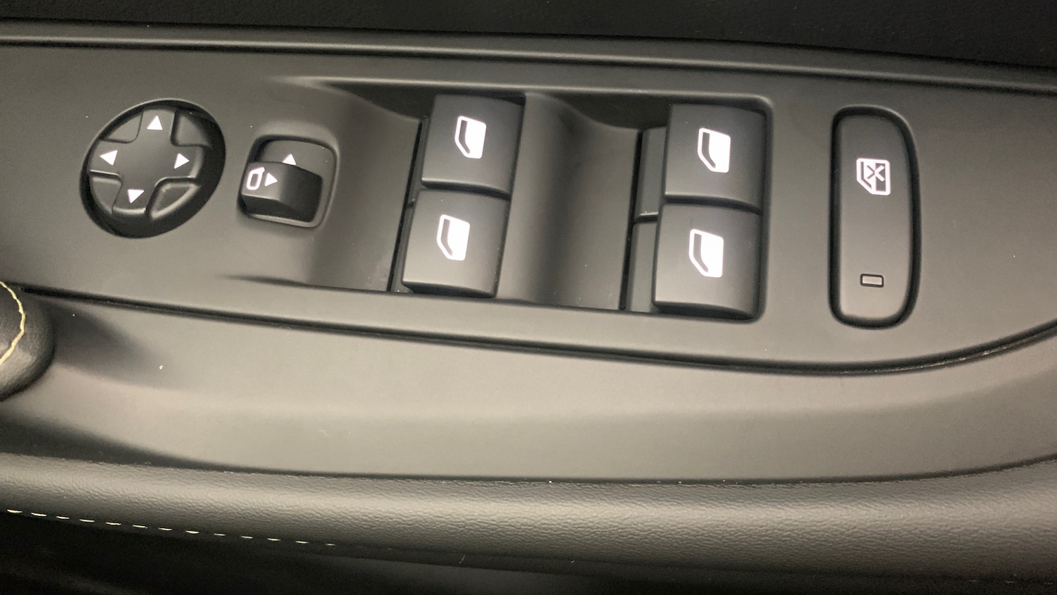 Used Peugeot 208 2022 for sale - 76900045: Photo 42