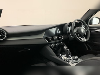 Used Alfa Romeo Giulia 2025 for sale - 78549650: Photo