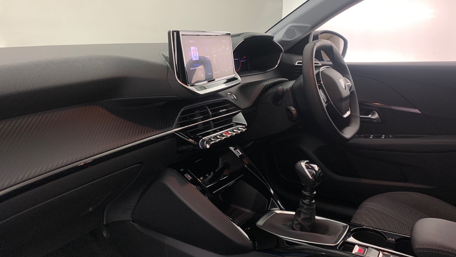 Used Peugeot 208 2024 for sale - 76123580: Photo 2