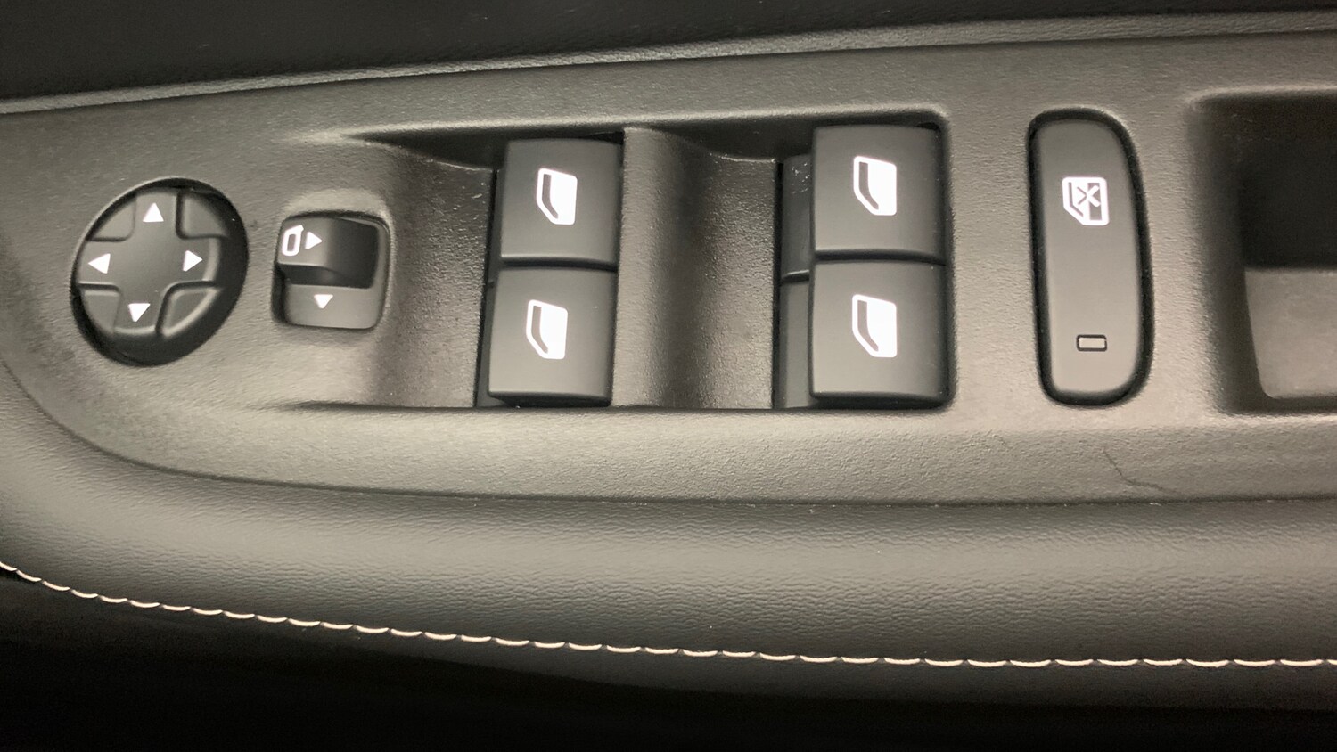 Used Peugeot 208 2024 for sale - 76123580: Photo 38