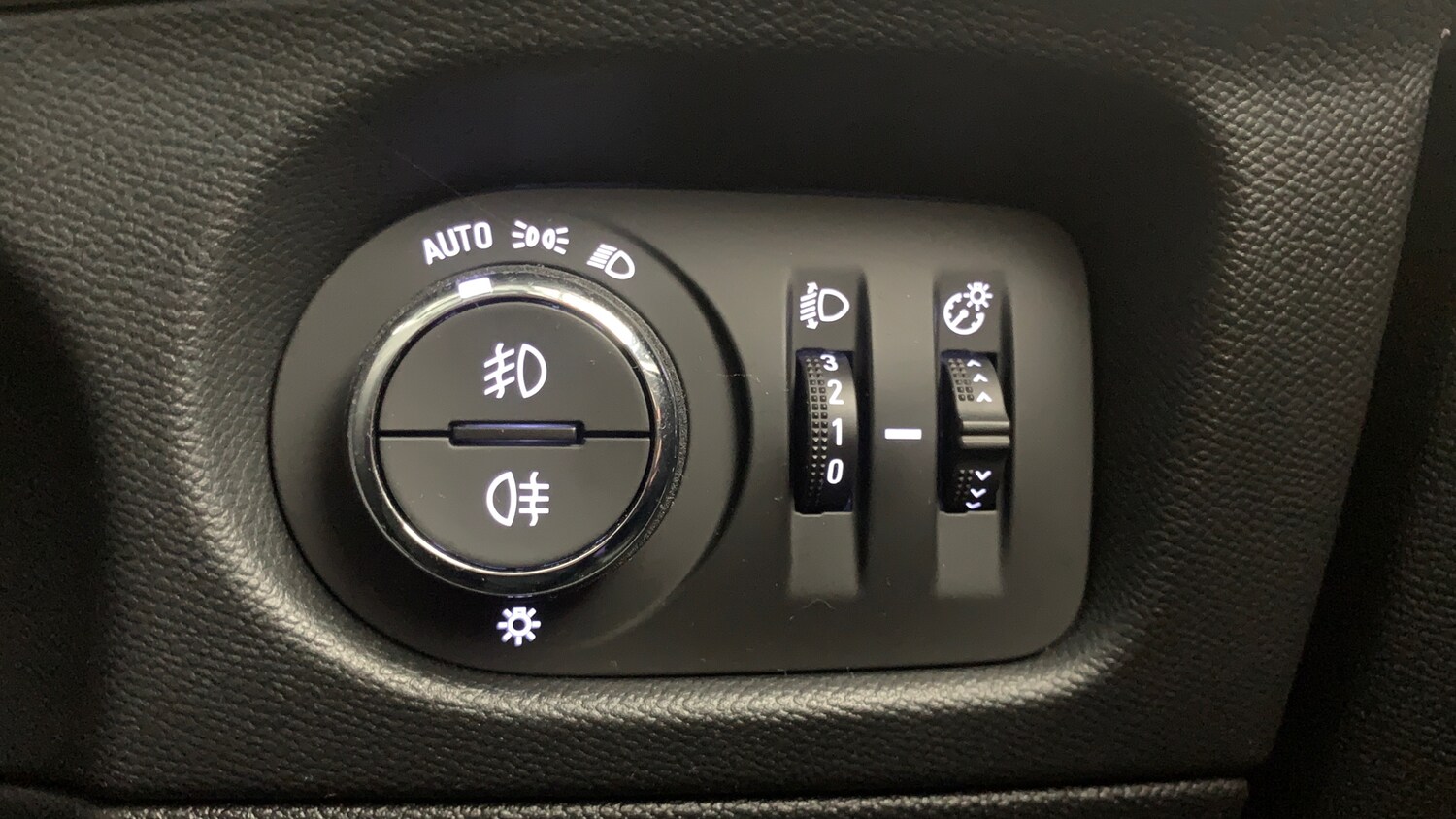 Used Vauxhall Mokka 2022 for sale - 77926616: Photo 22