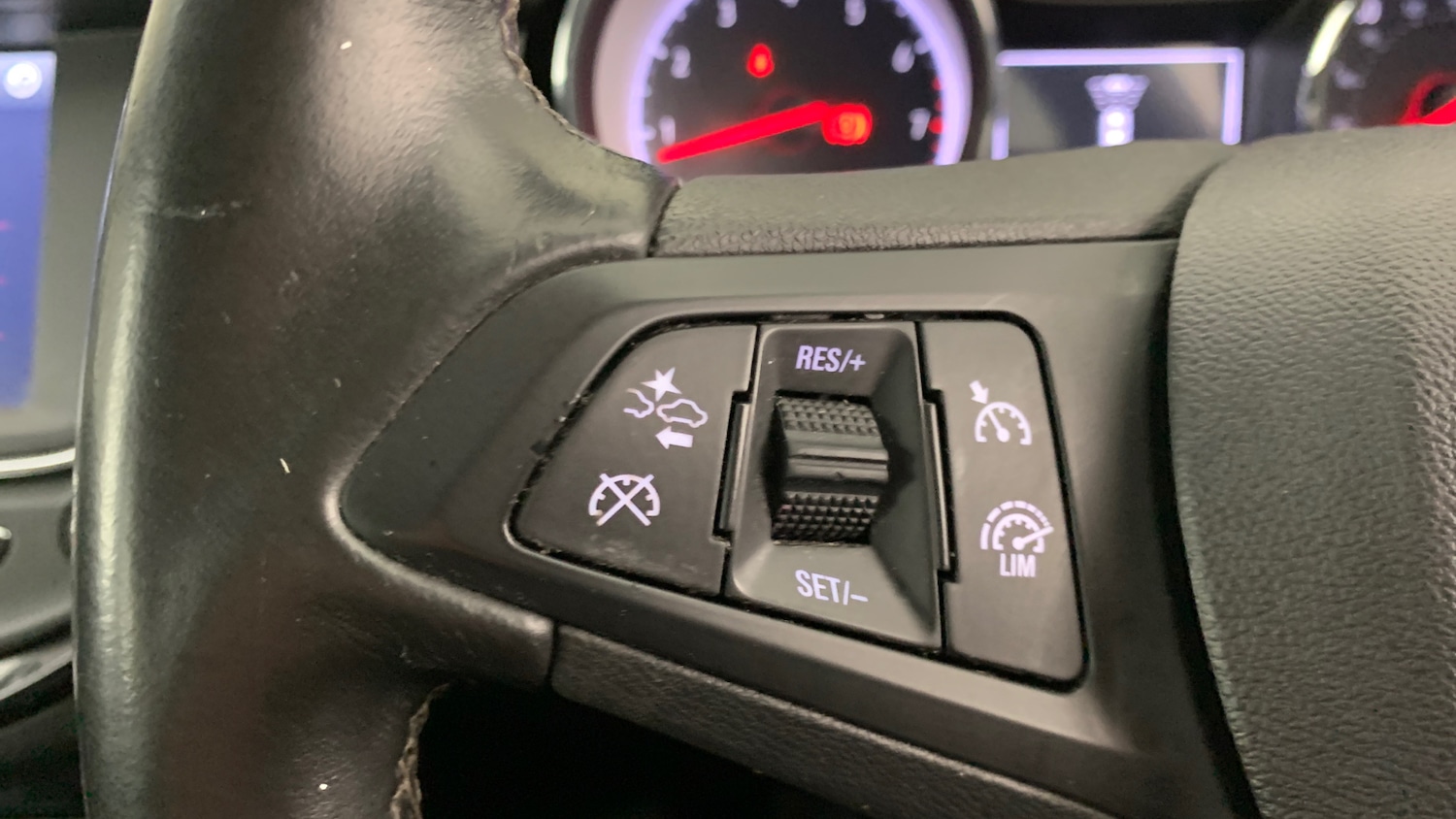 Used Vauxhall Astra 2018 for sale - 77176167: Photo 20