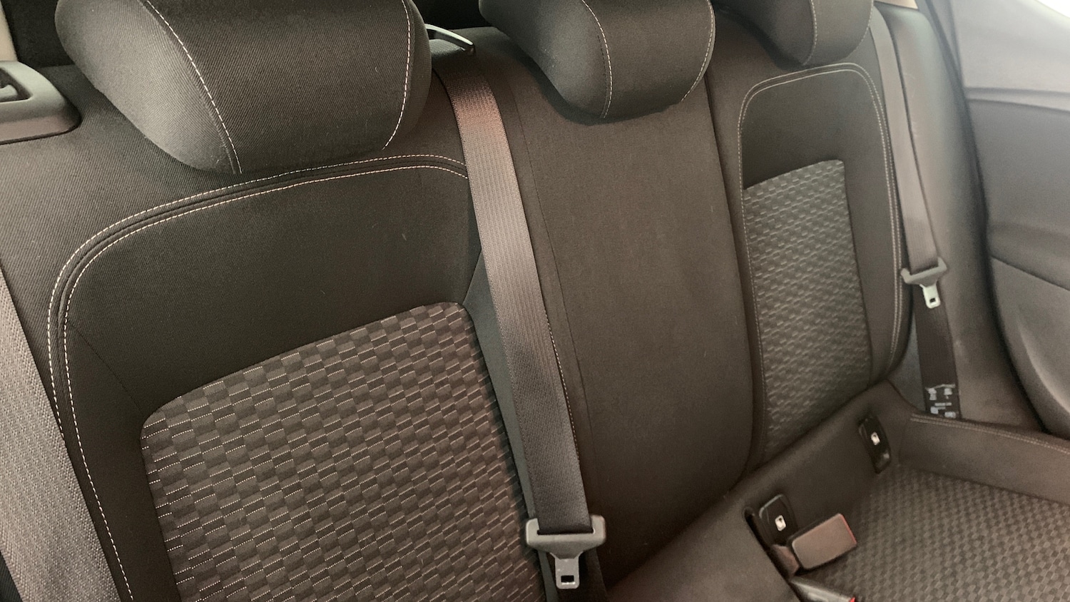 Used Vauxhall Astra 2018 for sale - 77176167: Photo 8