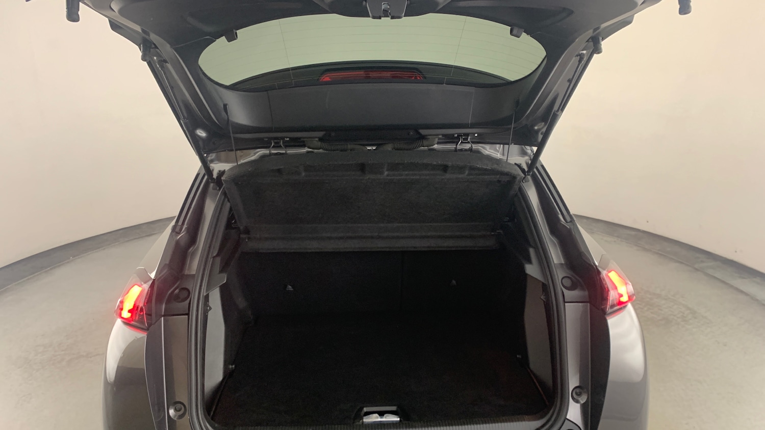 Used Peugeot 2008 2022 for sale - 78186318: Photo 5