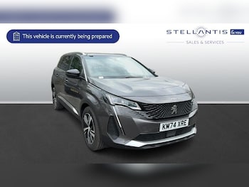 Peugeot - 5008