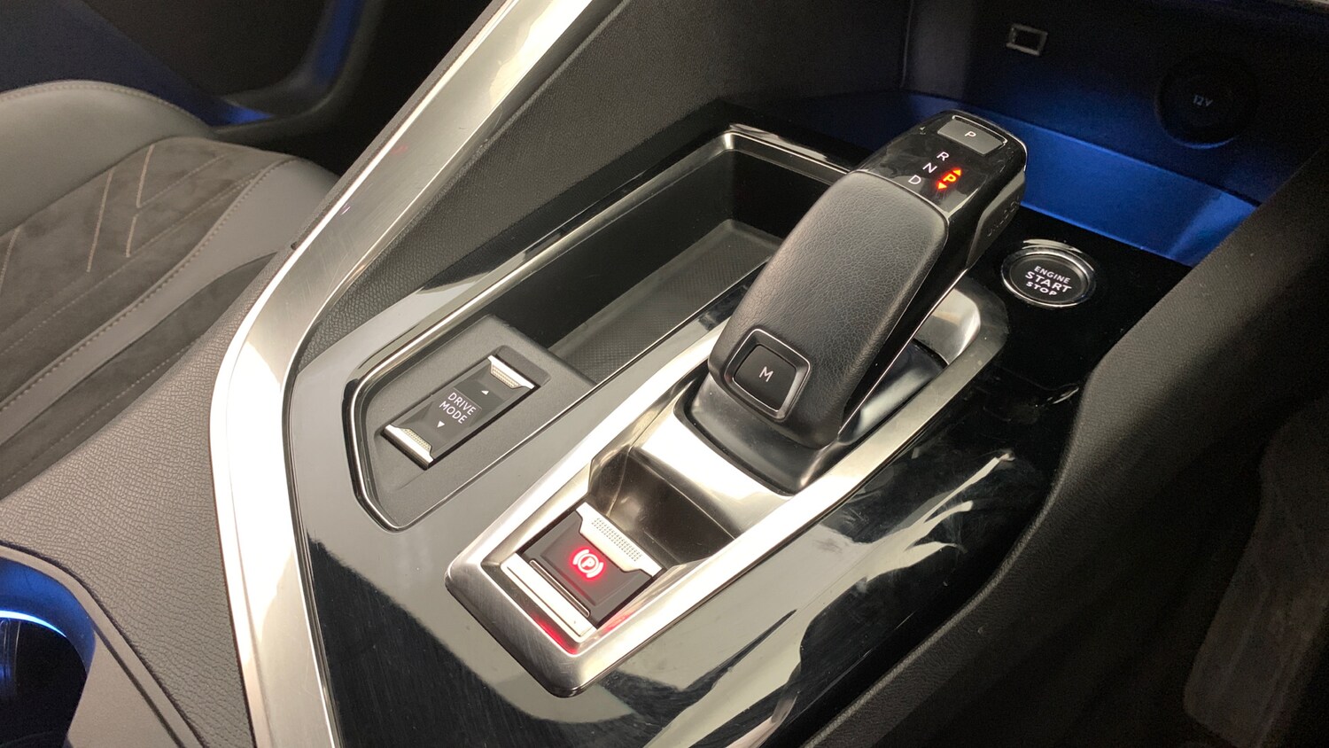 Used Peugeot 3008 2022 for sale - 77634354: Photo 35