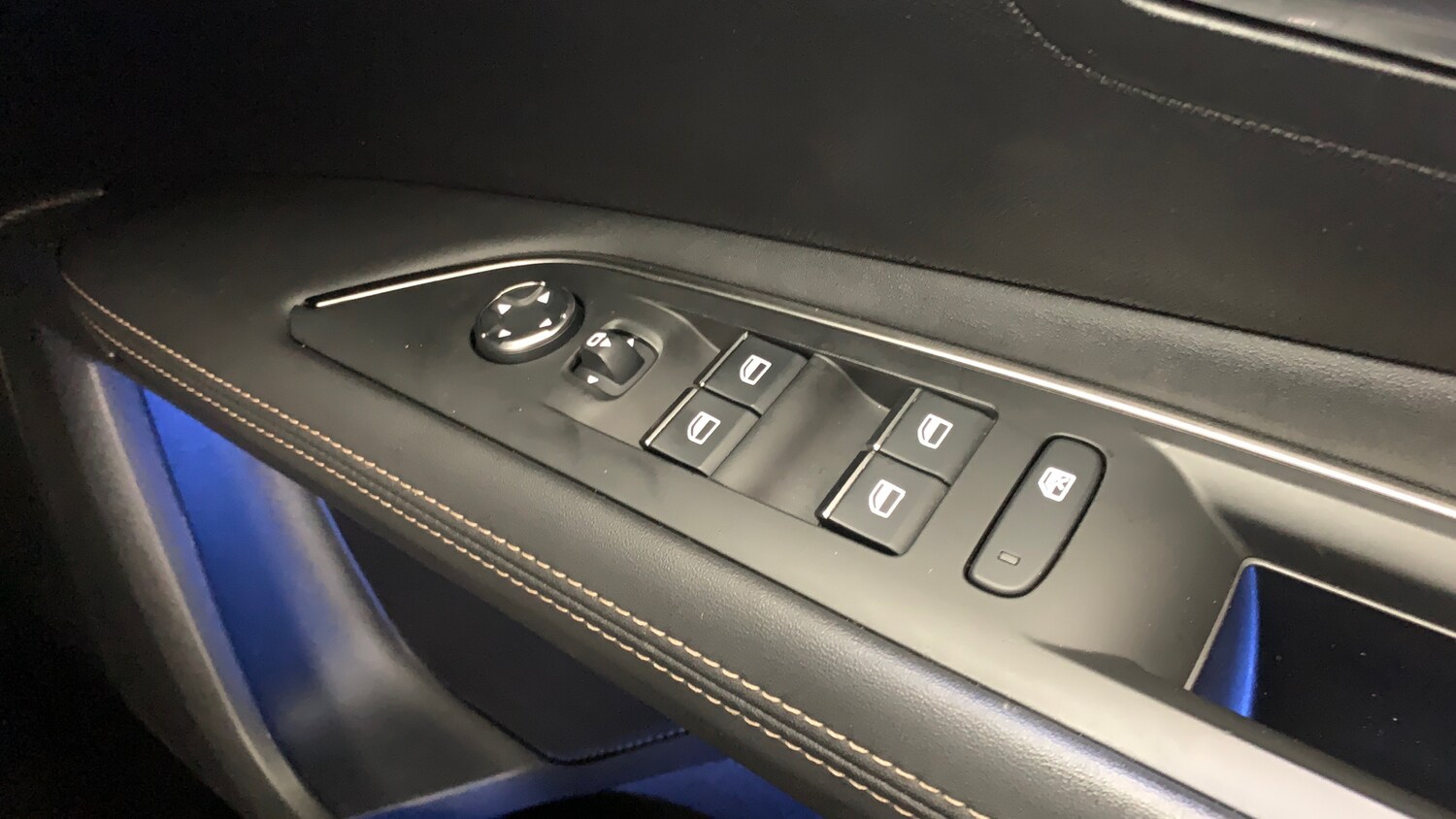 Used Peugeot 3008 2022 for sale - 77634354: Photo 39